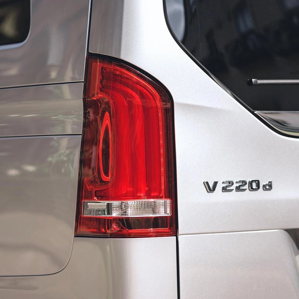 Mercedes Vito Maybach VIP minibüs görseli